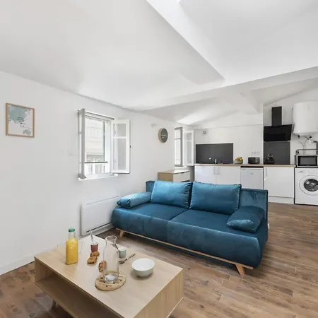 아파트 Bright 25 M Studio In The Town Centre 카르카손